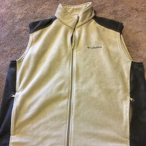 Men’s Columbia vest